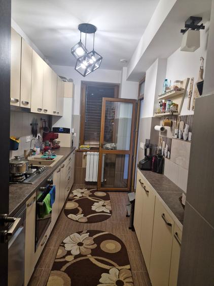 Apartament 3 camere bloc nou la cheie