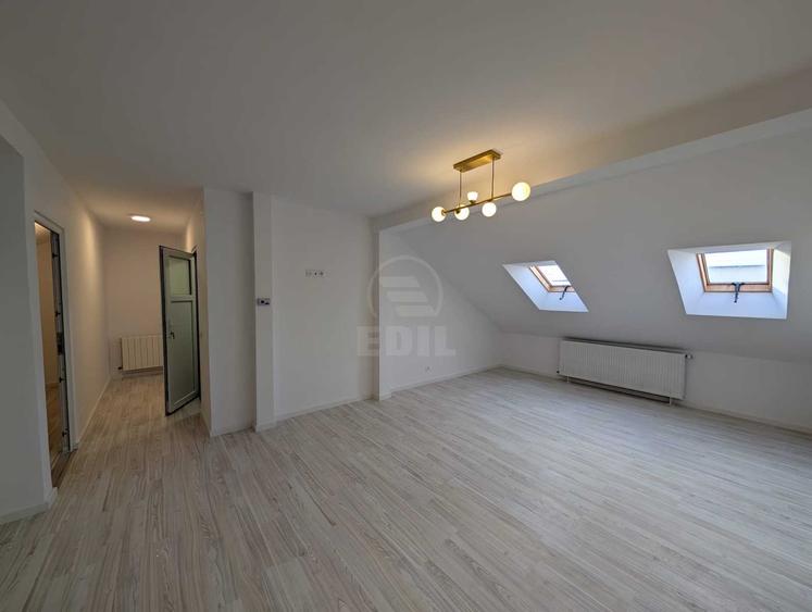 Apartament 4 camere semidecomandat zona Florilor