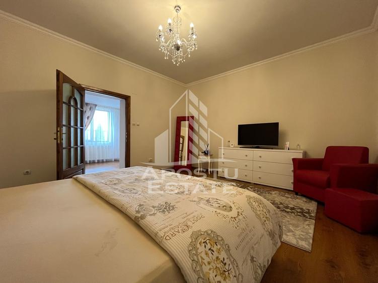 Casa la curte comuna zona Odobescu, doar 4 locatari, gradina proprie