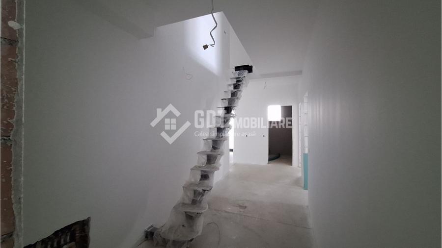 Casă individuală P+M de vânzare în Cisnădie, Șoseaua Sibiului – 299.000 €