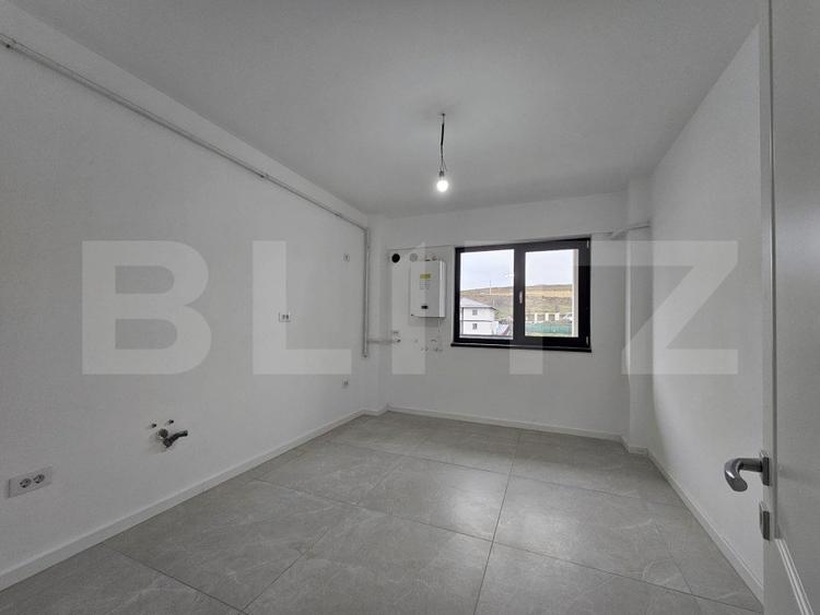 Apartament de 2 camere, decomandat, etaj intermediar, VIsani