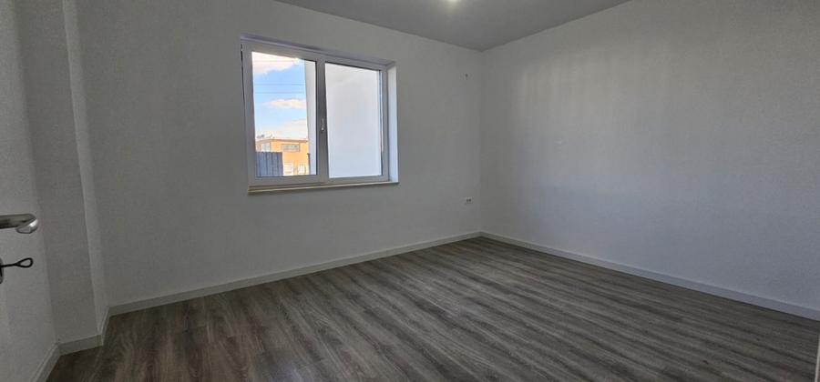 Apartament 2 camere cu curte de 85 mp in complexul Green Garden.
