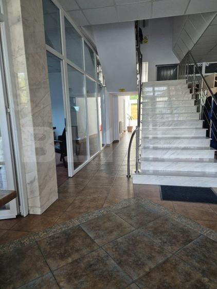 Spatiu comercial p+2 , 750 mp de vanzare zona centrala