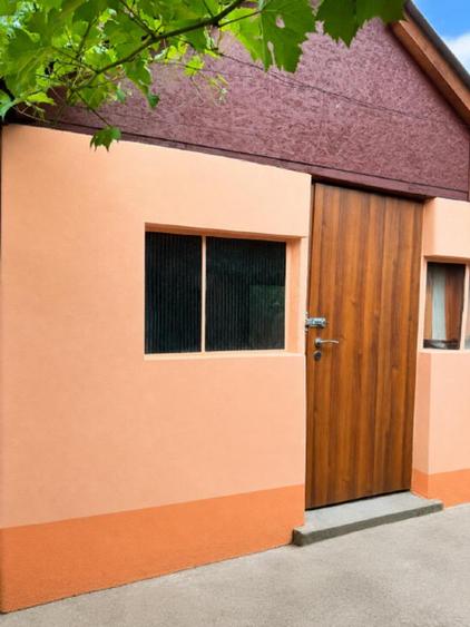 OFERTA Casa + Teren + Spatiu Comercial Boldesti-Scaeni 1800 MP - negociabil