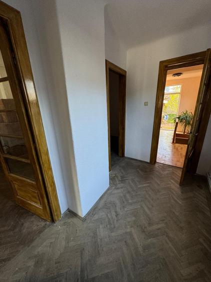 Vanzare Casa 3 Camere - Zona Ana Ipatescu, Langa Penitenciar