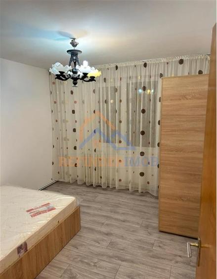 3 camere renovat l Berceni - Strada Panselelor l Centrala + Parcare