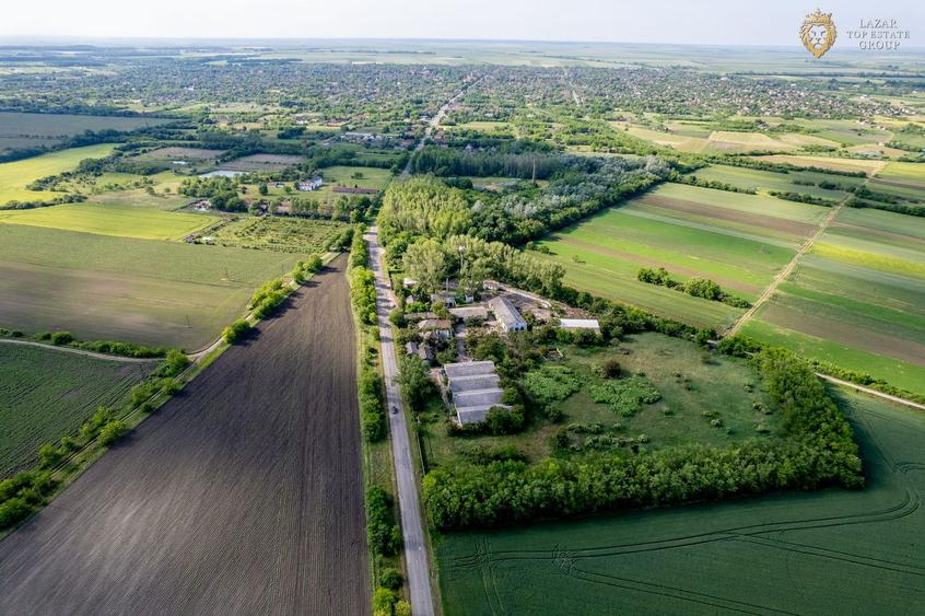 Cladire industriala de vanzare cu potential 3,5 ha in Batania