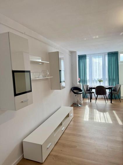 De inchiriat, garsonierǎ 32 mp, renovatǎ recent, zona Mǎrǎsti, str Ciocârliei