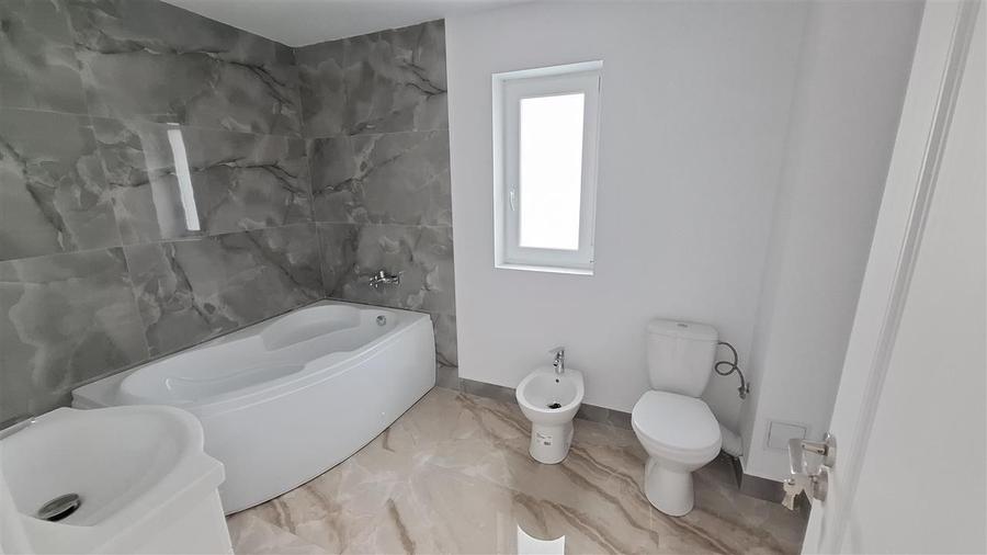 Intabulata!Casa Valea Lupului,4 camere,2 Bai,Teren 600mp,Asfalt
