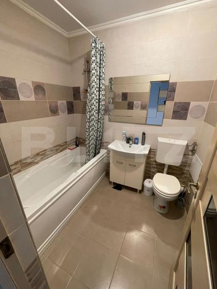 Apartament cu 3 camere, semidecomandat, mobilat si utilat, parcare, zona Teilor