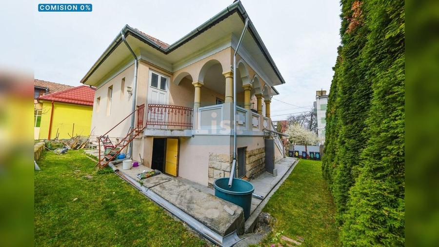 Casa cu 867mp de teren in Andrei Muresanu