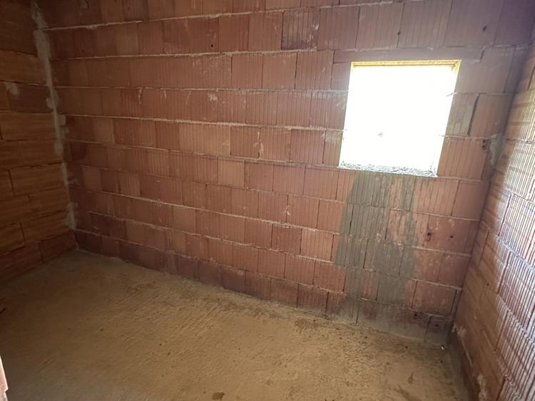 Casa noua la Rosu cu 4 camere teren aferent 386 mp cu toate utilitatile