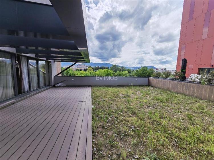 Inchiriem Apartament 3 Camere, Partial Mobilat, Open Space, Tractorul