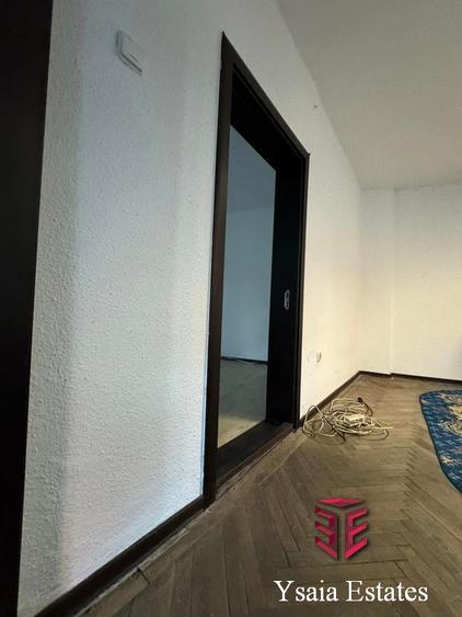 OCAZIE LA VANZARE - CASA CARAMIDA 6 CAMEE - ZONA ICIL -