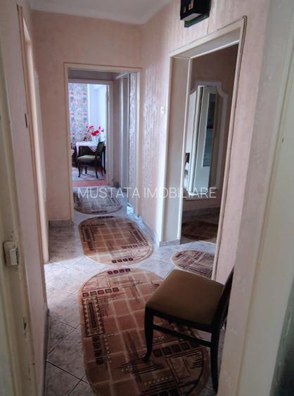 Apartament 3 camere, comfort 1 decomandat, zona Scolilor. Etaj 3. - 11