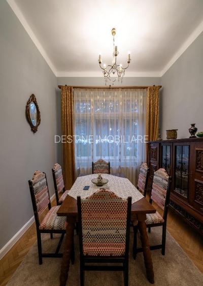 Apartament cu 4 camere, suprafata de 135 mp, garaj si beci in inima orasului   - 4