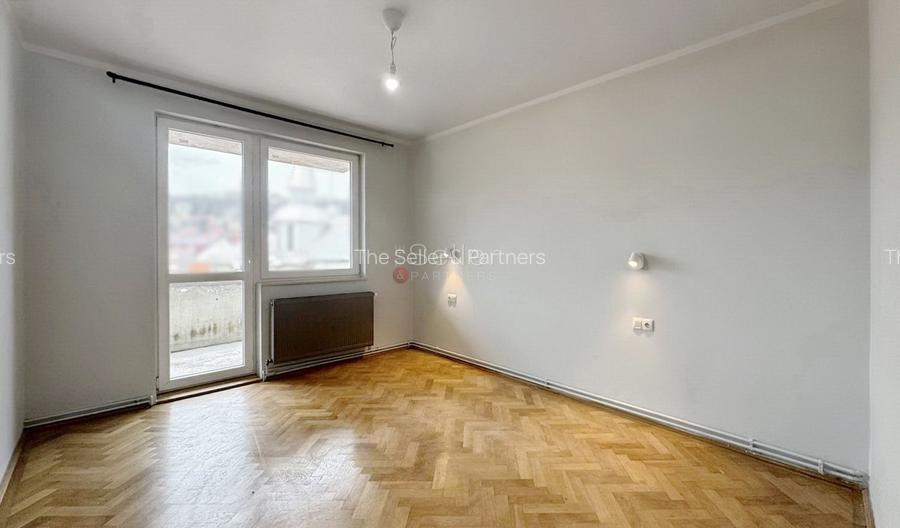 Structura Generoasa | Priveliste spre Vf. Tampa - 8