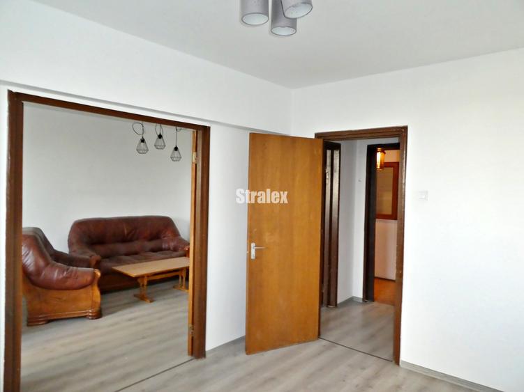 Apartament 3 camere bloc reabilitat aproape de metroul Raul Doamnei
