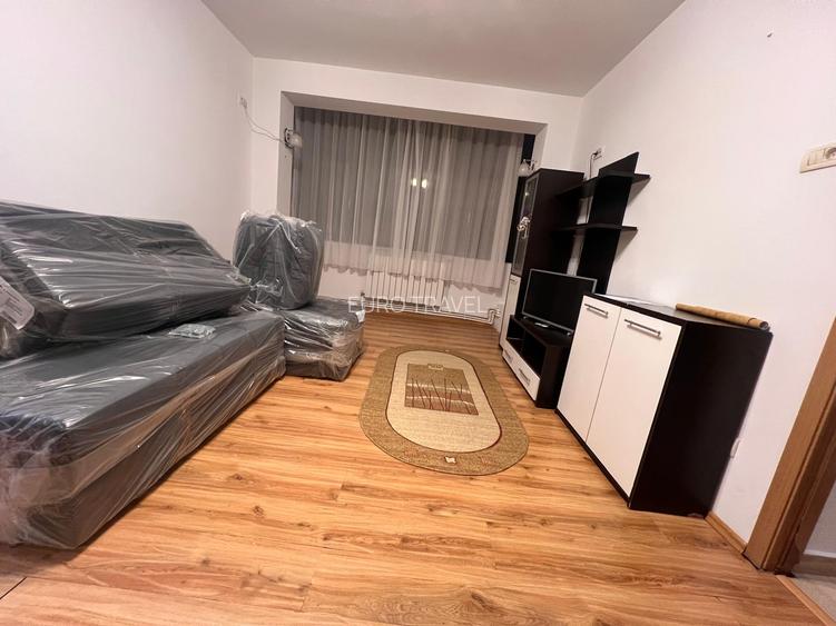 apartament modern, curat, centrala gaz, loc parcare , Tomis 2-Spital , 450 euro - 19
