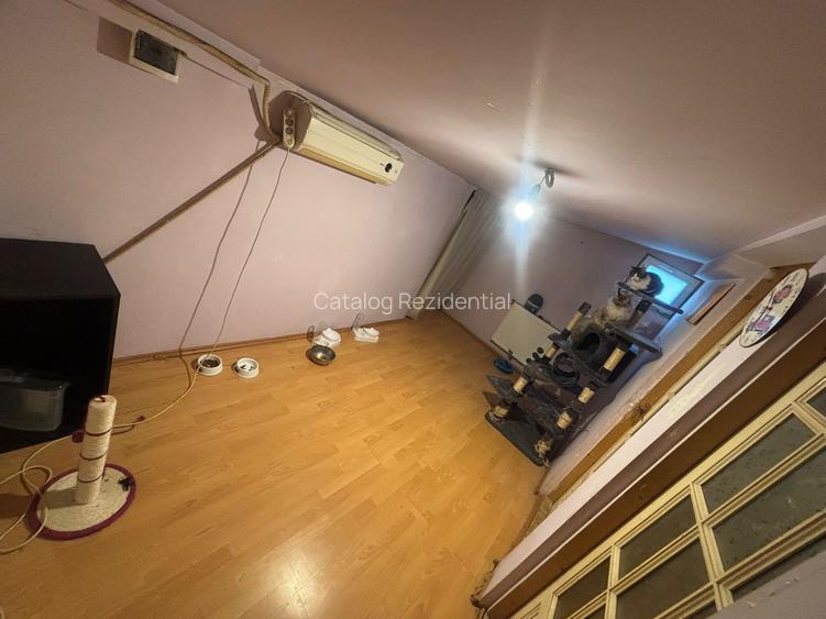 Casa de vanzare cu 4 camere (P+M) in zona Cartier 23 August-Hala Laminor - 13