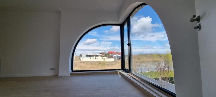 Vila Lux cu vedere la LAGUNA ALBASTRA - 39