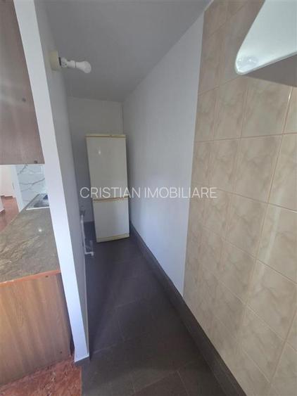 3 camere decomandat, Mobilat, zona GARII - 9