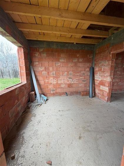 Casa la rosu din caramida de vanzare in comuna Carligele - 13