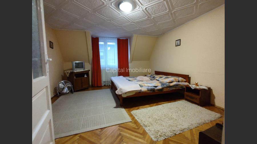 Casa cu mansarda, 7 camere, anexe, Sanmartin - 9