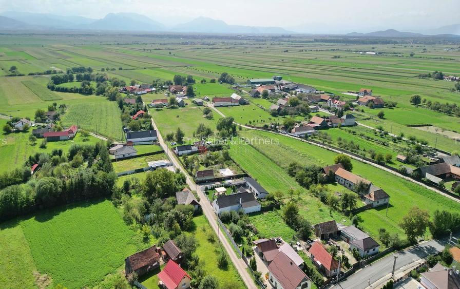 Teren intravilan - 11