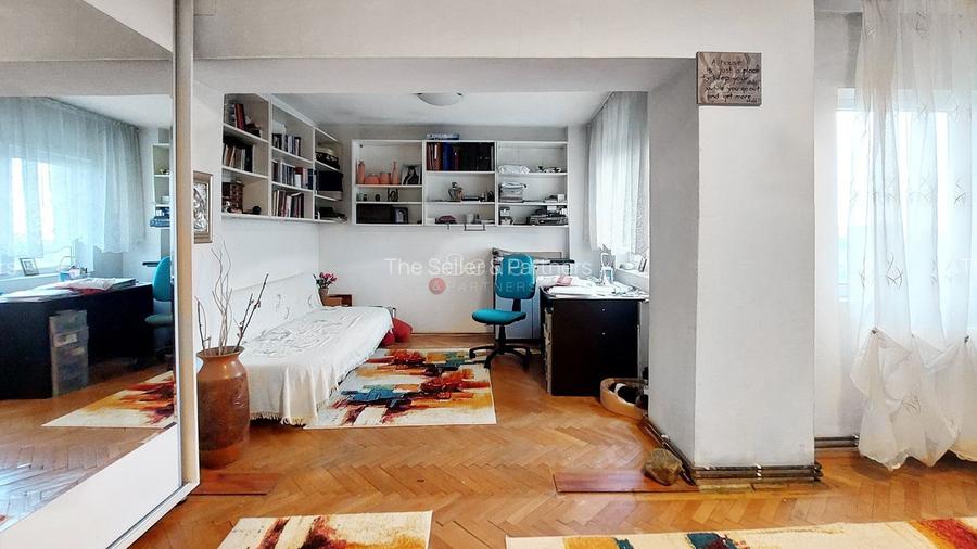 Proximitate imediata fata de mijloacele de transport in comun - 10