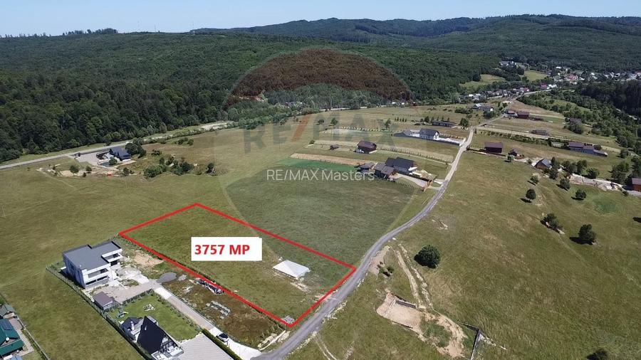 Teren 3,757mp Paltinoasa / Strada principala - 15