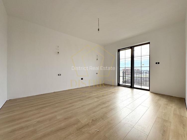 Duplex cu 3 camere, despărțit prin baie | Mosnita Noua | Valery 3 - 6