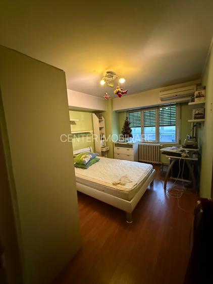 VICTORIEI,TITULESCU, ideal investiție, etaj 1/10, decomandat, bloc 1979 - 12