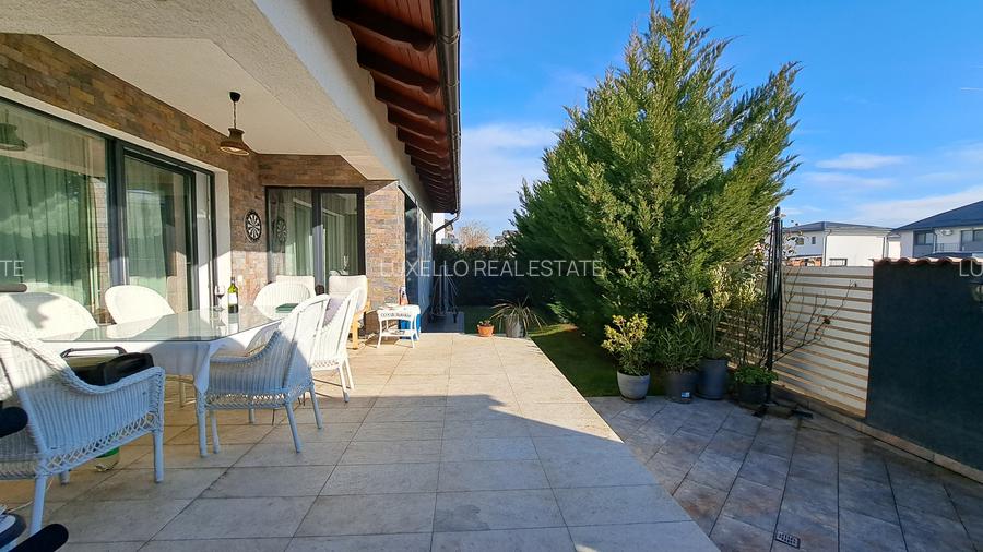 VILA INDIVIDUALA LUX - 52