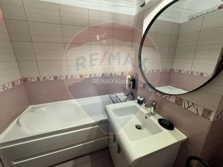 Apartament cu 2 camere de închiriat în zona 13 Septembrie - 8