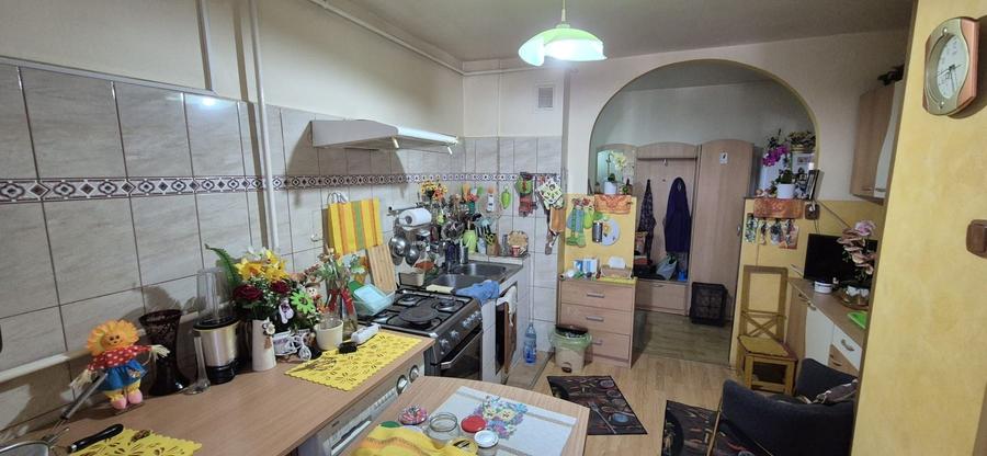 De vanzare apartament 2 camere , langa Cart. Maurer