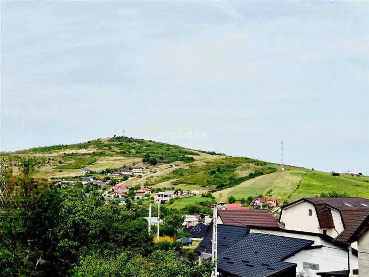 Casa de vanzare cu priveliste frumoasa - 16