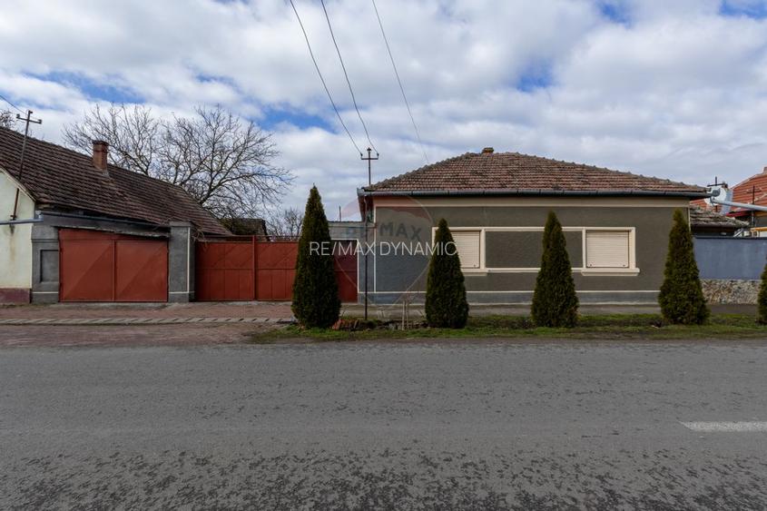 Casă solidă cu teren generos – zonă excelentă,Chișineu-Criș - 2