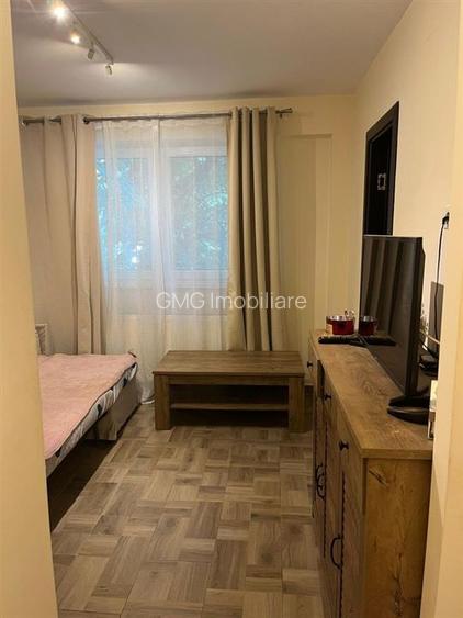 Garsoniera zona TEI - 3