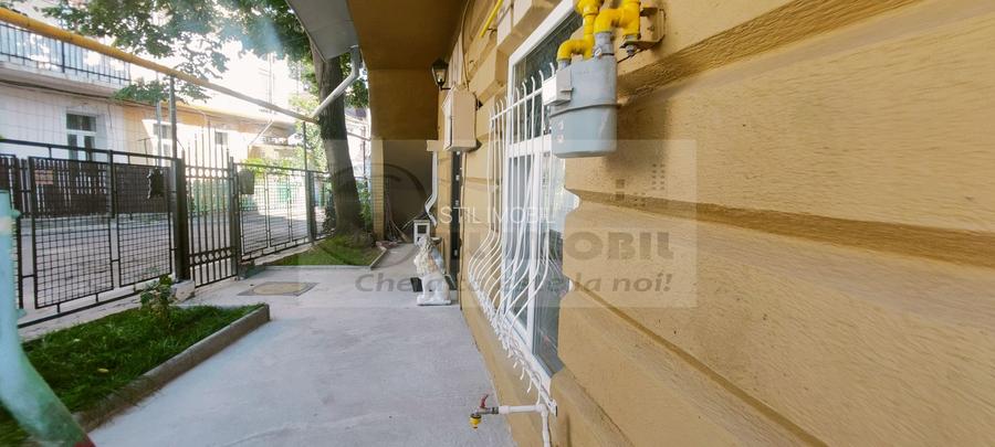 APARTAMENT ULTRACENTRAL , PIATA UNIRII, CUZA VODA 70 MP PLUS CURTE - 52