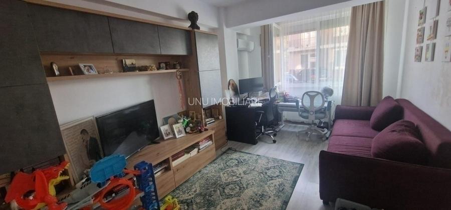 3 camere - Centru Valea Lupului-  57mp -  90000 euro - 3