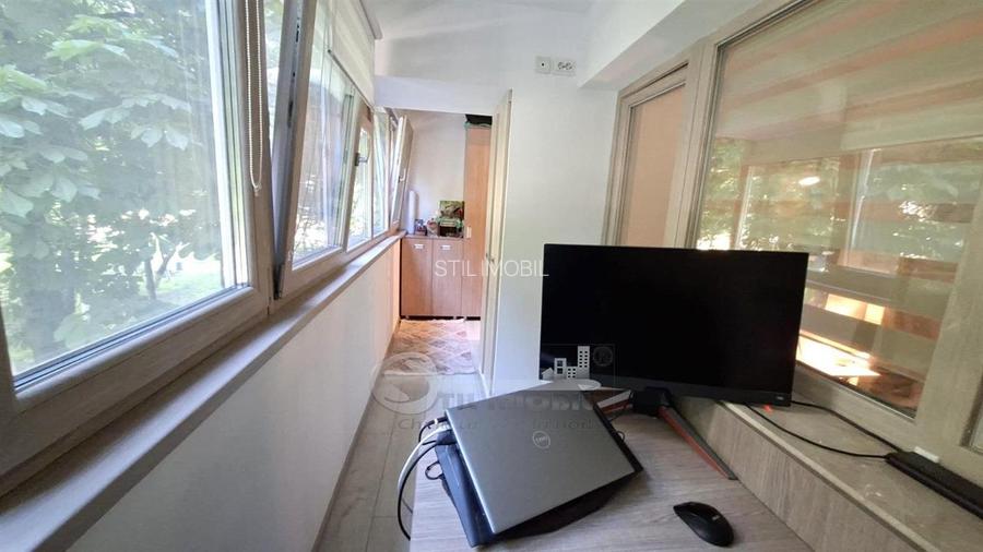 Apartament 2 Camere Podu Ros Complet Renovat Mobilat si Utilat Etaj 1 - 4