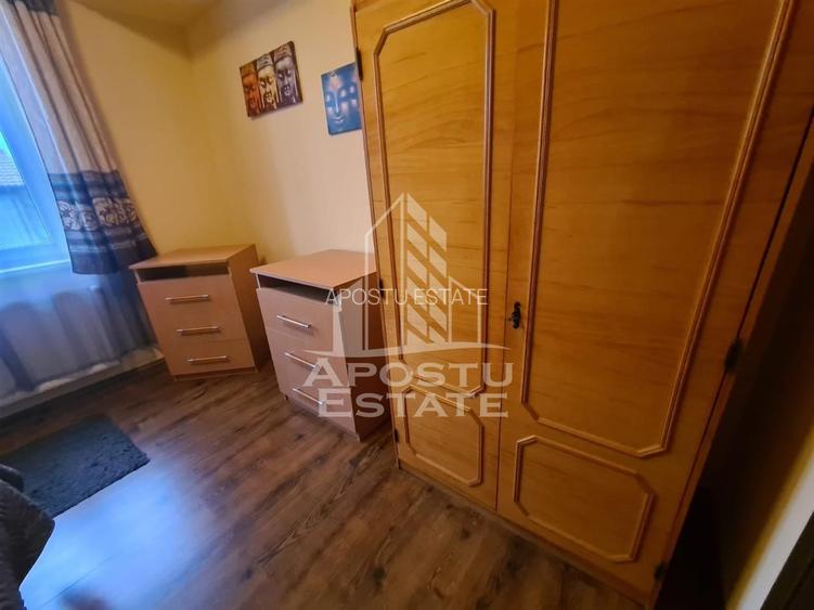 Casa, 4 camere,  3 locuri de parcare, zona Sagului - 7