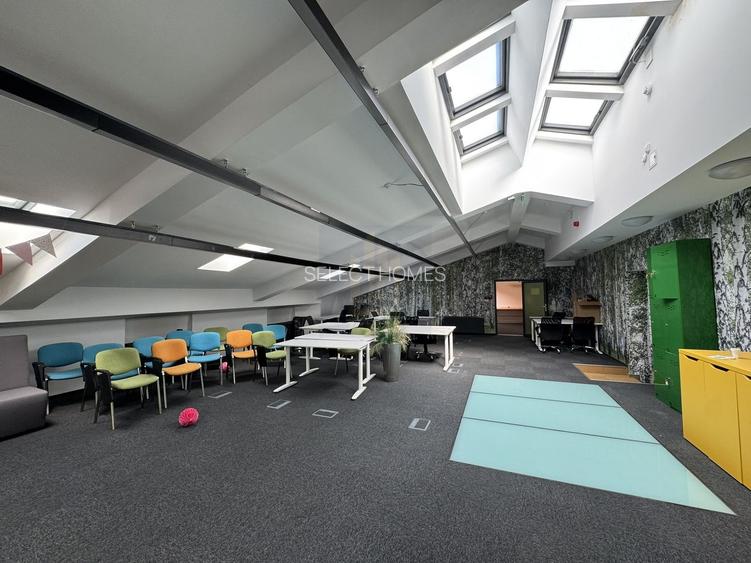 Cladire de birouri consolidata si renovata de inchiriat in *Centrul Vechi* - 25