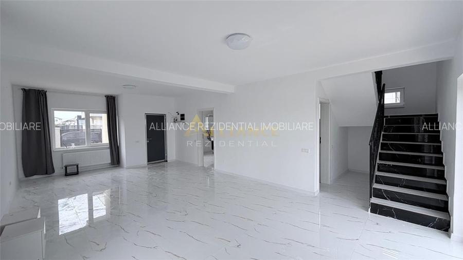 Casa individuala - 4 camere - 2 bai - 560mp teren - 7