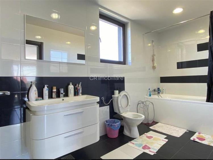 Vila de vanzare la intrare in comuna Berceni - 19