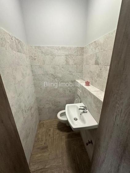 Spatiu comercial de vanzare  ,98 mp , BMW - 7