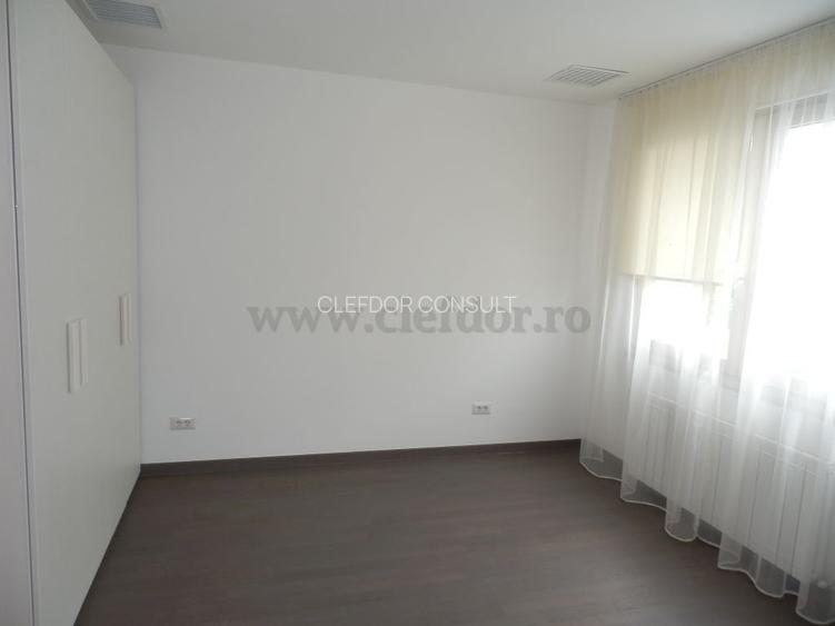 Vila de Lux in apropiere de British School - 9