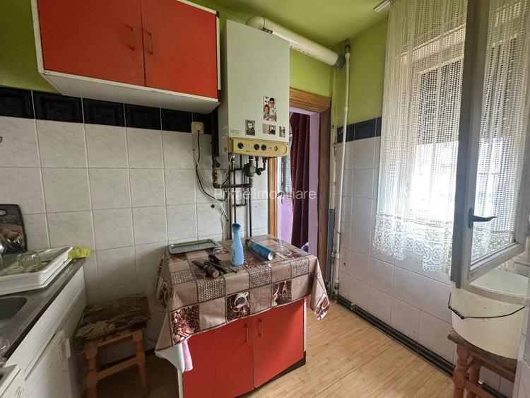 Apartament 3 camere| 51mp| etaj 2| zona Cugir - 5
