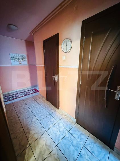 Apartament 4 camere Tractorul/ 2 bai/ 2 spatii de depozitare/etaj intermediar - 9